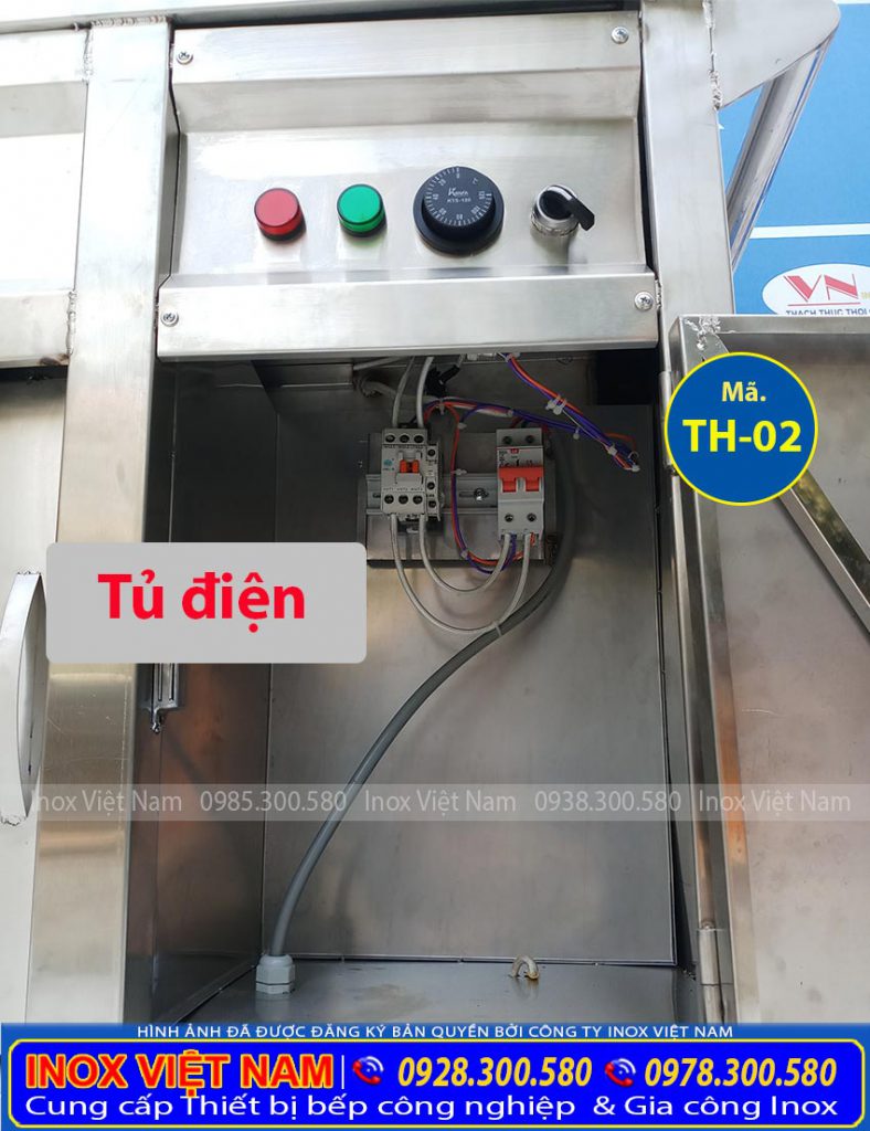 Chi tiết phần tủ điện của tủ bán cơm hâm nóng, tủ làm nóng thực phẩm của Inox Việt Nam (Ảnh thật tế).
