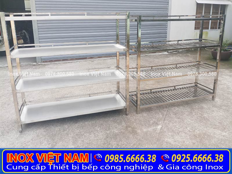 Báo giá kệ bếp inox, kệ chén inox 4 tầng. Qua Hotline: 0777.300.580 + 0888.300.580.
