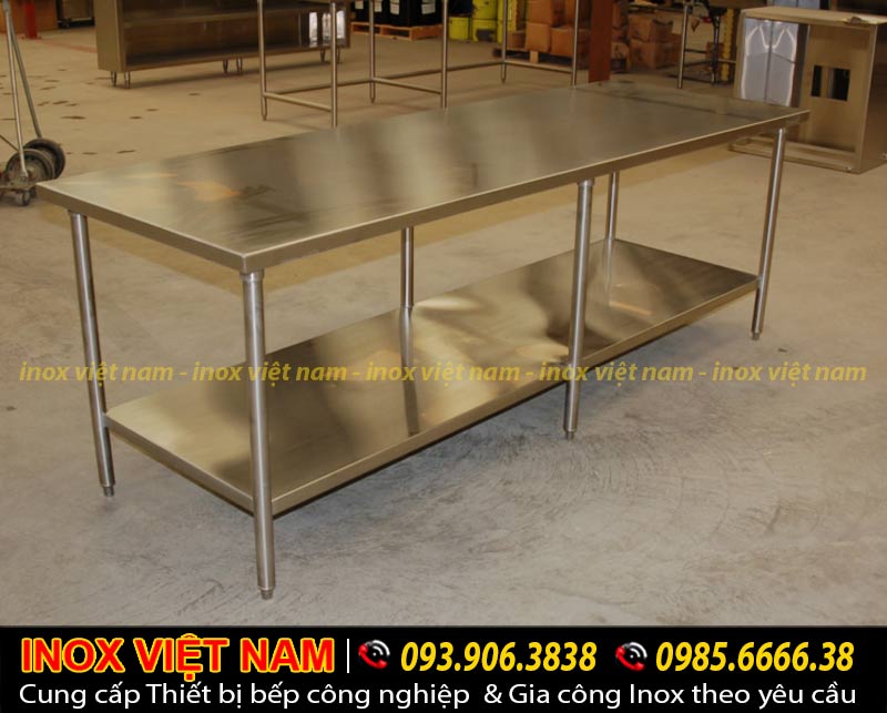Mua bàn bếp inox, bàn ăn inox, bàn inox công nghiệp thiết kế đẹp, kiểu dáng sang trọng hiện đại.