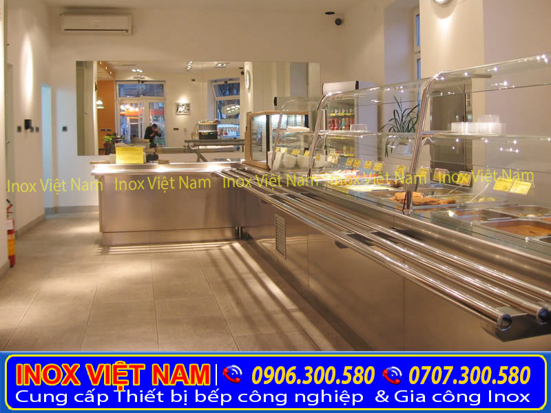 Tủ hâm nóng thức ăn được sản xuất từ chất liệu cao cấp đảm bảo tính thẩm mỹ cũng như độ an toàn sức khỏe cho người sử dụng.