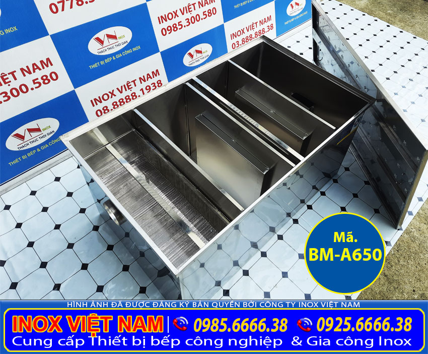 Bể tách mỡ công nghiệp âm sàn BM-A650. Với thiết kế 4 ngăn riêng biệt, mỗi ngăn sẽ đảm nhận 1 vai trò riêng.