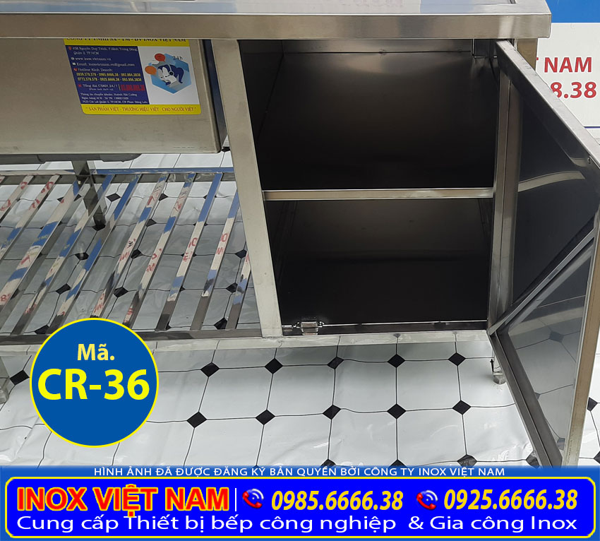Chi tiết phần hộc tủ bồn rửa chén inox công nghiệp CR-36.