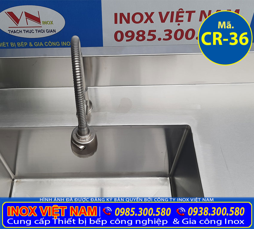 Vòi xả nước chậu rửa inox công nghiệp. Với chất liệu inox 304, cao cấp sang trọng.