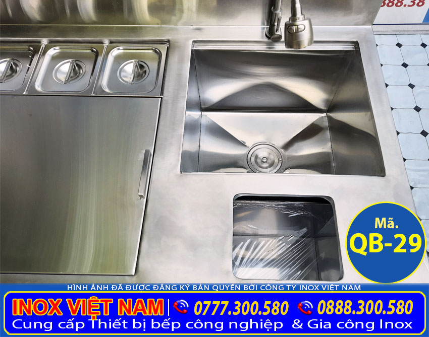 Chi tiết bồn rửa inox của quầy pha chế trà sữa inox QB-29.